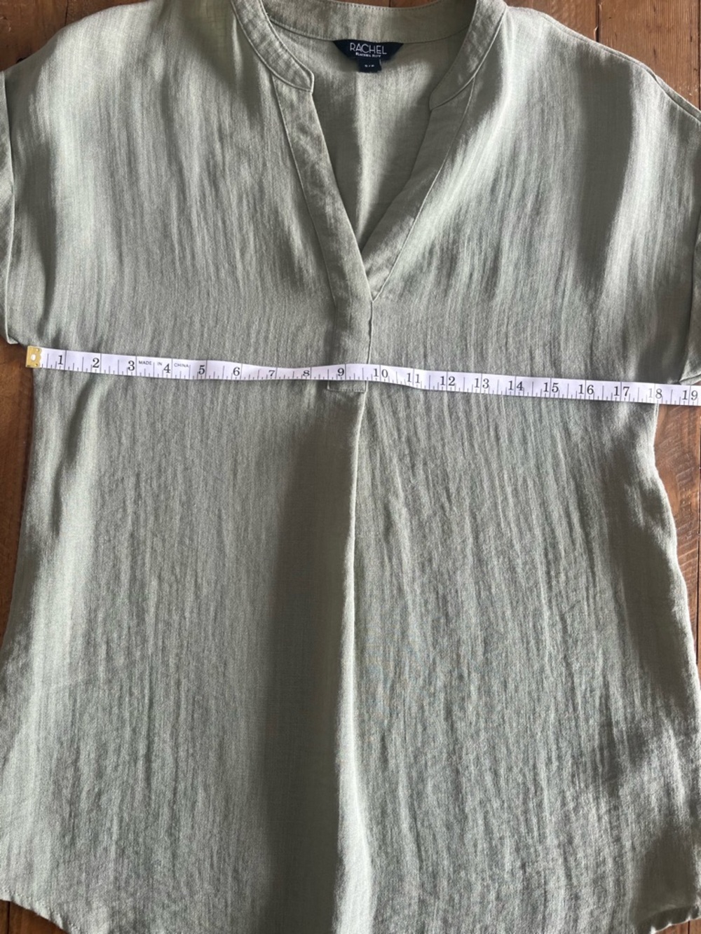 Rachel Roy Sage Green Short Sleeve Split-Neck Tunic Natural Vibe US S - Picture 8 of 13